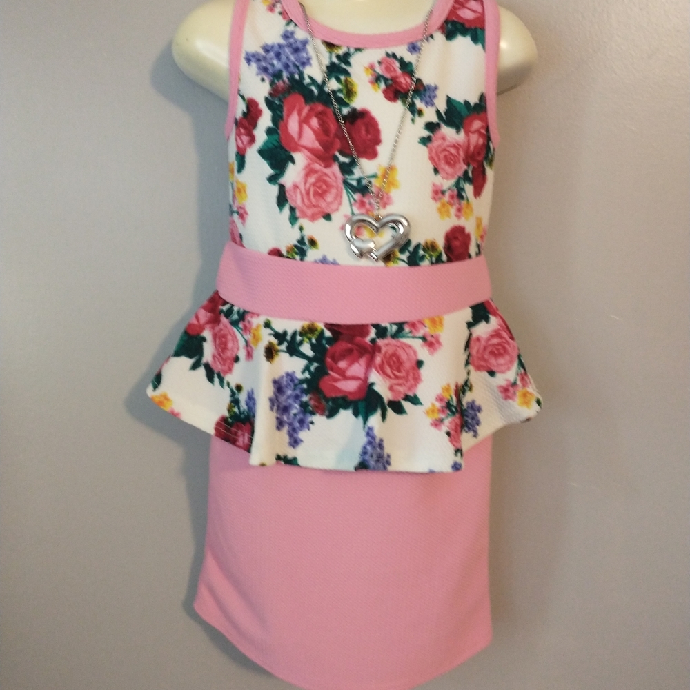 Girls Floral Dress with Necklace Girls Size 6